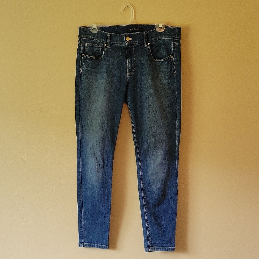 White House Black Market Blue Skinny Jeans